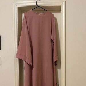 Elegant Mauve Abaya